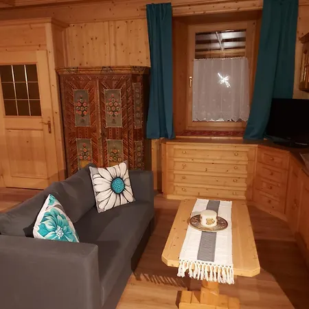 Apartament Dolomiti *